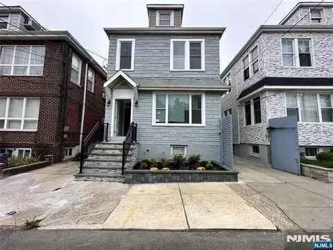 8609 2nd Ave, North Bergen, NJ 07047
