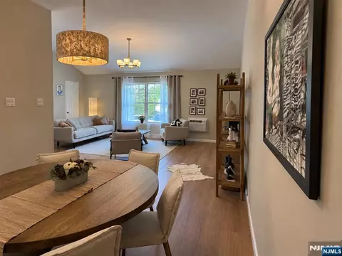 Dining - 76 E Maple St, Teaneck, NJ 07666 photo 2 of 2