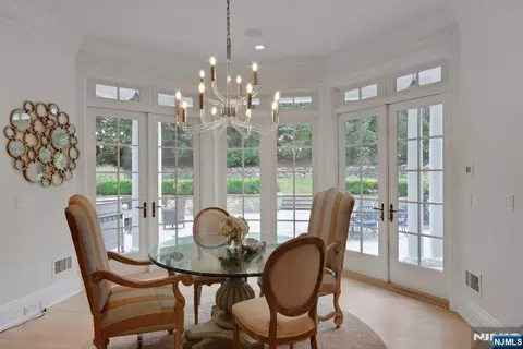 Dining - 29 Mcgrath Dr, Cresskill, NJ 07626 photo 1 of 2