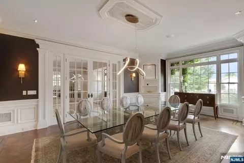 Dining - 29 Mcgrath Dr, Cresskill, NJ 07626 photo 2 of 2