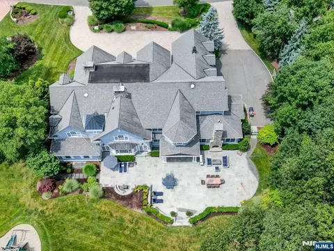 View/Area - 29 Mcgrath Dr, Cresskill, NJ 07626 photo 3 of 3