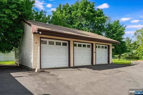 Exterior - 11 Alps Rd, Wayne, NJ 07470 photo 5 of 5