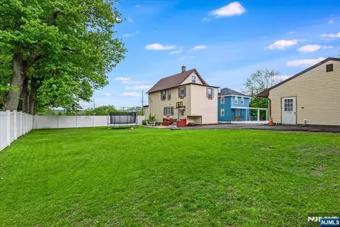 Exterior - 11 Alps Rd, Wayne, NJ 07470 photo 4 of 5
