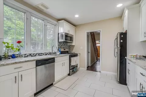 Entry Way - 11 Alps Rd, Wayne, NJ 07470 photo 1 of 4