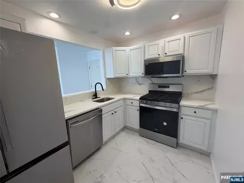 Kitchen - 131 Clinton Pl #214, Hackensack, NJ 07601 photo 2 of 4