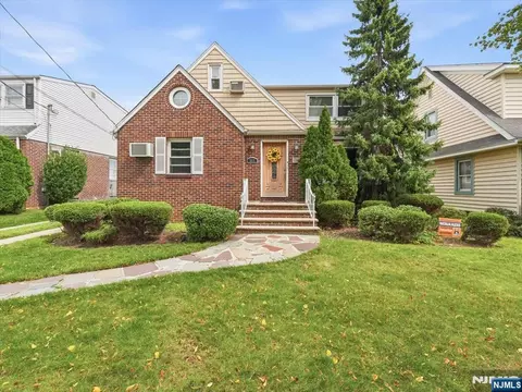 267 Lawrence Ave, Hasbrouck Heights, NJ 07604