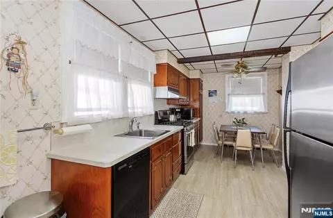 Kitchen - 98 Davis Ave, Hackensack, NJ 07601 photo 1 of 4