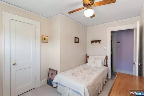 Bedroom - 98 Davis Ave, Hackensack, NJ 07601 photo 1 of 5
