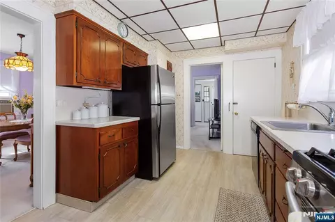 Kitchen - 98 Davis Ave, Hackensack, NJ 07601 photo 3 of 4