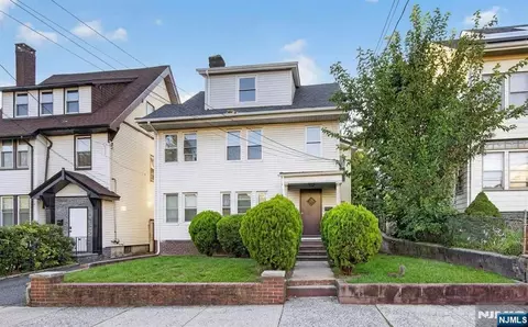 23-25 Leo Pl, Newark, NJ 07108
