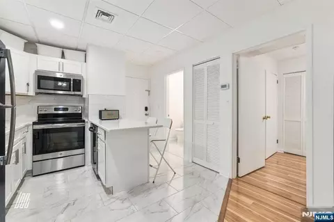 Entry Way - 279 Clark St #A9, Hackensack, NJ 07601 photo 1 of 3