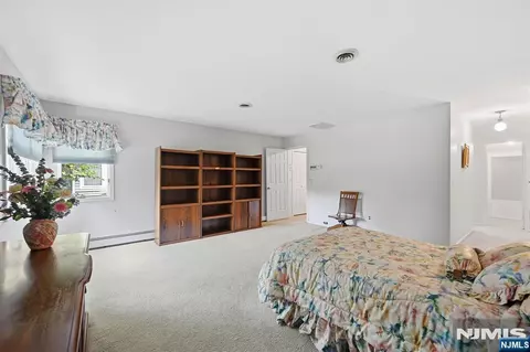 Bedroom - 10 Matthew Rd, Wayne, NJ 07470 photo 4 of 7