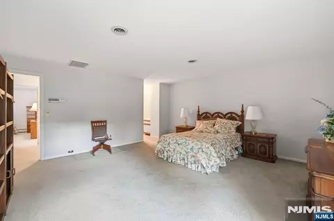 Bedroom - 10 Matthew Rd, Wayne, NJ 07470 photo 2 of 7