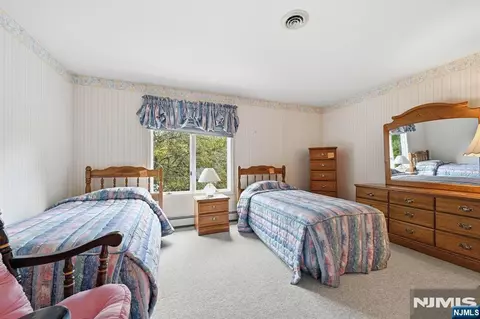 Bedroom - 10 Matthew Rd, Wayne, NJ 07470 photo 6 of 7