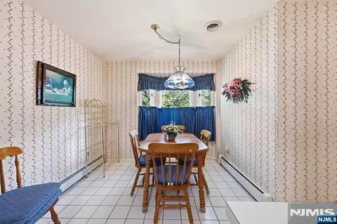 Dining - 10 Matthew Rd, Wayne, NJ 07470 photo 1 of 6