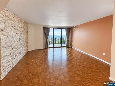 Living - 245 Prospect Ave #16A, Hackensack, NJ 07601 photo 1 of 6