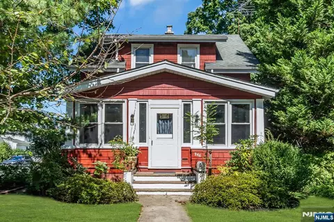 246 Washington Ave, Westwood, NJ 07675