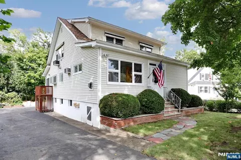 338 4th Ave, Hawthorne, NJ 07506