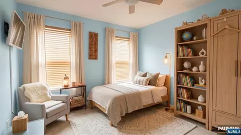 Bedroom - 175 Warbler Dr, Wayne, NJ 07470 photo 2 of 3