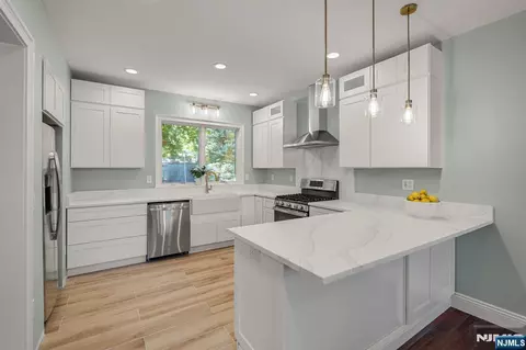 58 Wilts Ave, Hillsdale, NJ 07642