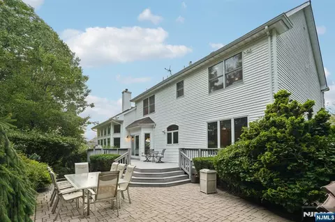 Exterior - 16 Apple Ln, Wayne, NJ 07470 photo 7 of 12