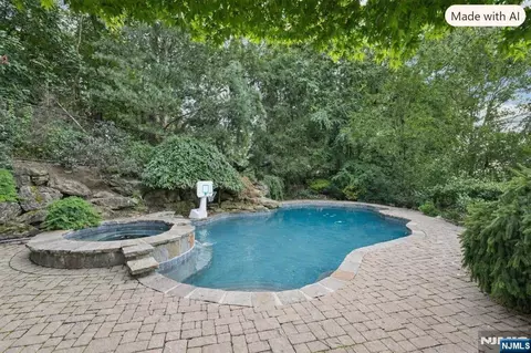 Exterior - 16 Apple Ln, Wayne, NJ 07470 photo 10 of 12