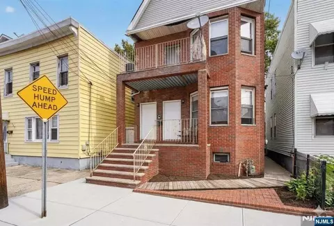 160 Fulton Ave, Jersey City, NJ 07305