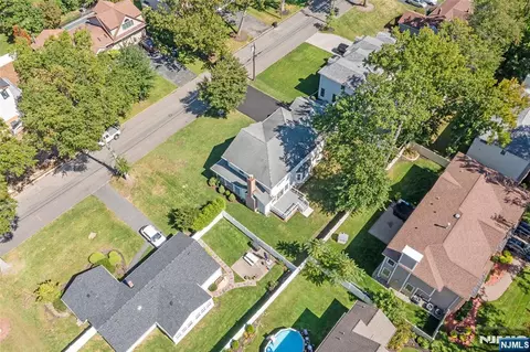View/Area - 220 Concord Dr, Paramus, NJ 07652 photo 3 of 6