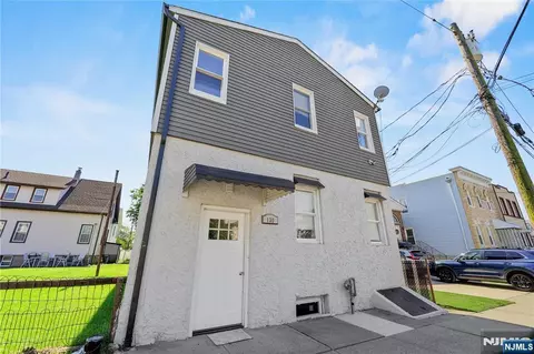 130 Garfield, Lodi, NJ 07644
