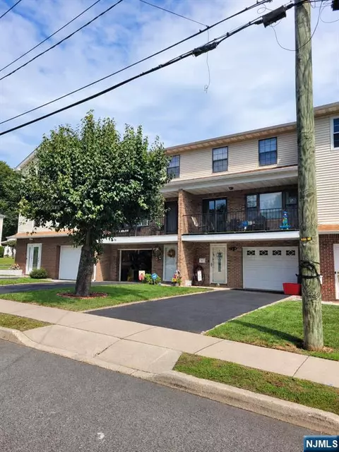 61 Henry St #3, Elmwood Park, NJ 07407