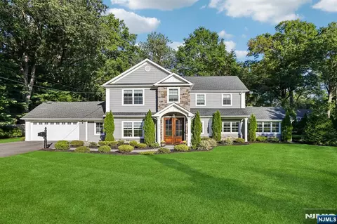 649 Westbrook Rd, Ridgewood, NJ 07450