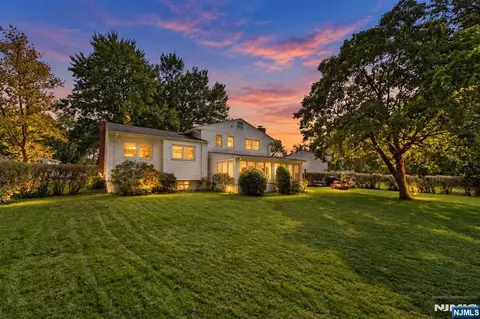 299 Charnwood Rd, New Providence, NJ 07974