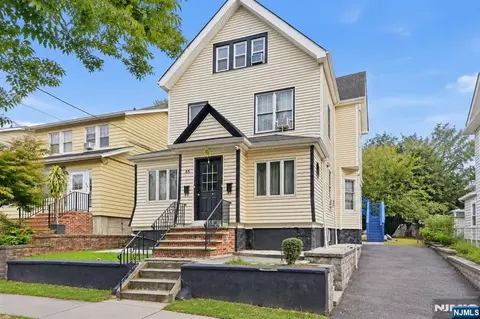 66 Washington Pl, East Rutherford, NJ 07073