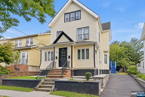 66 Washington Pl, East Rutherford, NJ 07073