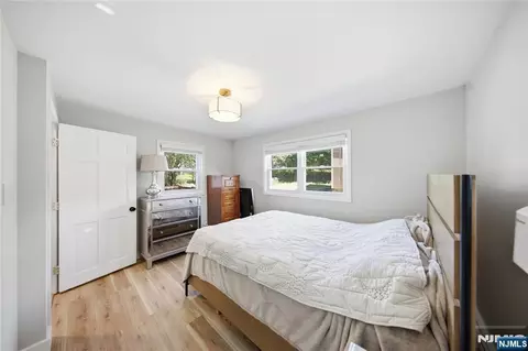 Bedroom - 2 Crow Trl, Wayne, NJ 07470 photo 6 of 6