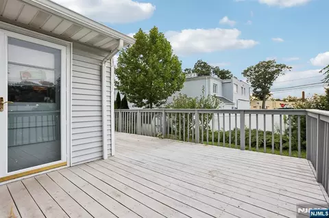 Exterior - 6 Summit Ave, Waldwick, NJ 07463 photo 13 of 13