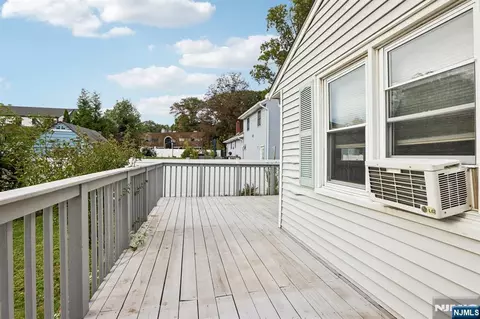 Exterior - 6 Summit Ave, Waldwick, NJ 07463 photo 12 of 13