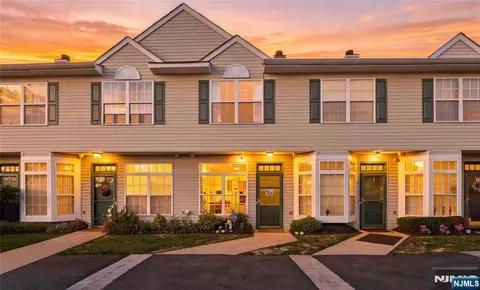 7 Derby St #D, East Orange, NJ 07018