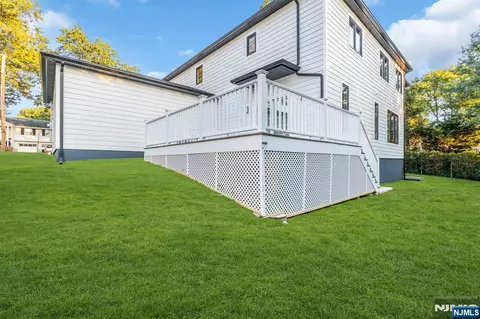 Exterior - 515 Salem St, Paramus, NJ 07652 photo 6 of 6