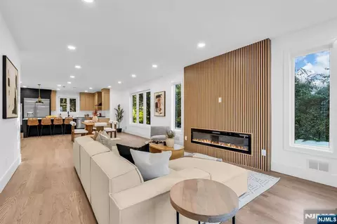 Other - 515 Salem St, Paramus, NJ 07652 photo 3 of 12
