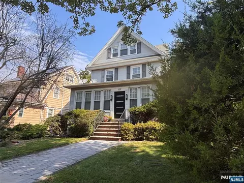 325 Sylvan Ave, Leonia, NJ 07605