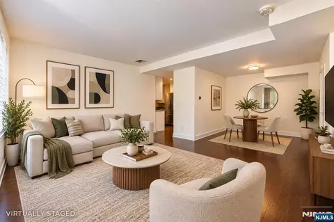 941 Boulevard #3C, Weehawken, NJ 07086
