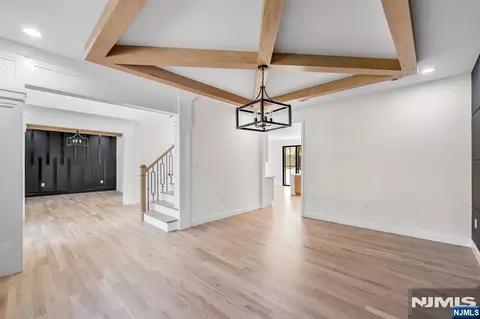 Entry Way - 193 Homestead Rd, Paramus, NJ 07652 photo 3 of 7