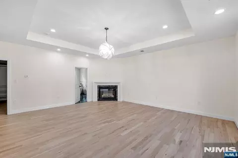 Living - 193 Homestead Rd, Paramus, NJ 07652 photo 5 of 7