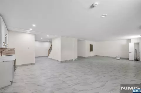 Living - 193 Homestead Rd, Paramus, NJ 07652 photo 6 of 7