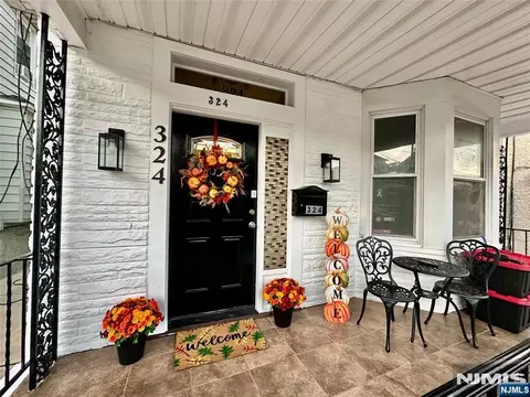 324 77th St, North Bergen, NJ 07047