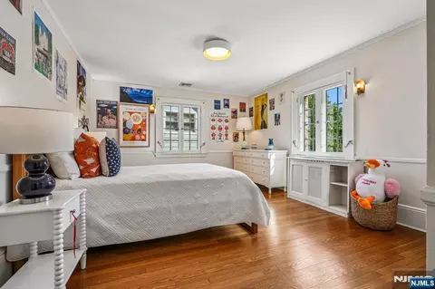 Bedroom - 136 Summit Ave, Montclair, NJ 07043 photo 5 of 11