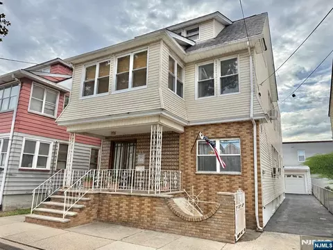 55 Garrison St, Newark, NJ 07105