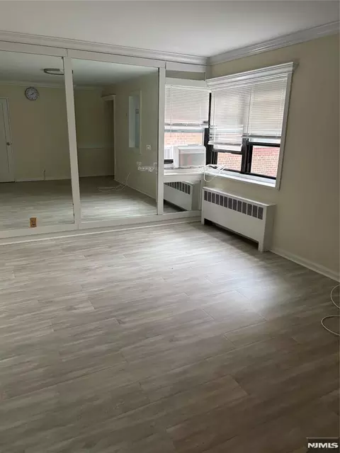 2339 Hudson Ter #D7, Fort Lee, NJ 07024