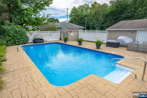Exterior - 1555 Ratzer Rd, Wayne, NJ 07470 photo 9 of 19